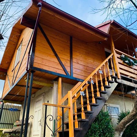 За Горбами Yaremche Exterior foto